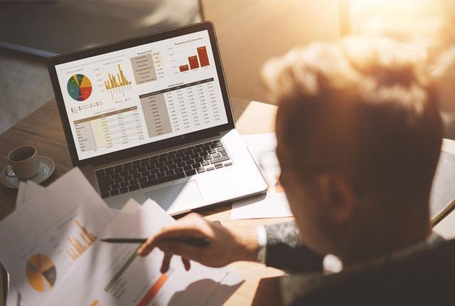 什么樣的顧客會(huì)選擇結(jié)構(gòu)優(yōu)化有限元分析